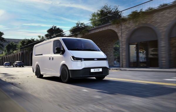 Ford presenta Transit City: il furgone elettrico ideale per la città