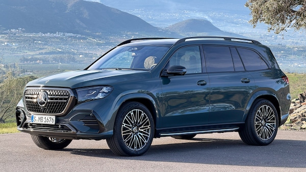 Mercedes GLS 2026, come cambia la “Classe S dei Suv”