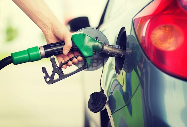 Caro petrolio e auto elettriche, la crisi può accelerare la transizione