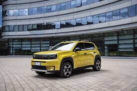 Fiat torna al benzina: il segnale dietro Grande Panda e 600