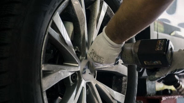 Cambio gomme estive: quando farlo e perché è fondamentale per sicurezza e consumi