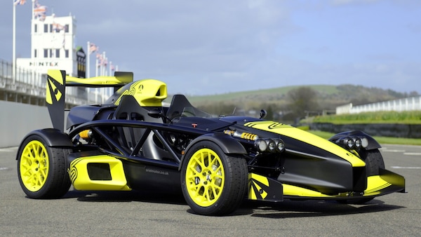 Guidare un'auto da corsa su strada? Ariel Atom 4RR è quanto di più vicino