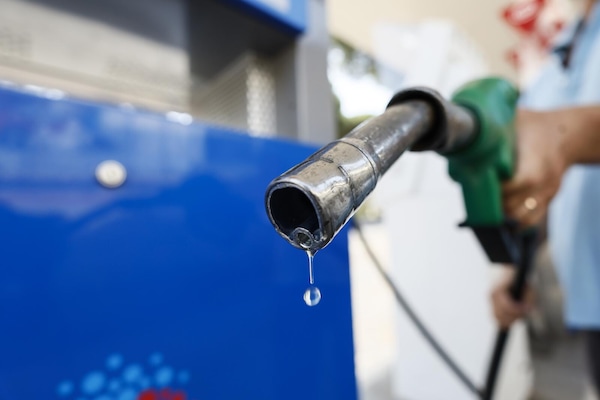 Petrolio, chi guadagna dalla guerra in Iran tra rincari e trasporto