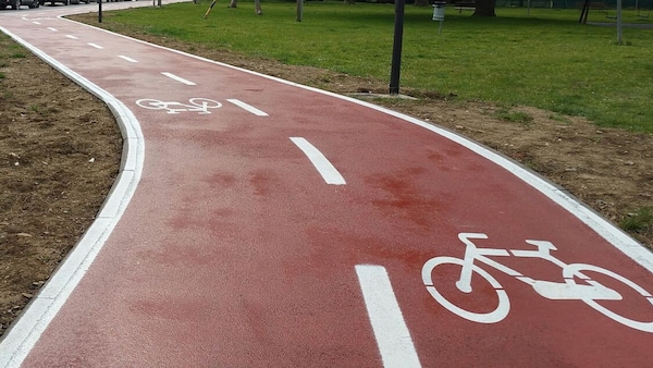 Milano Moves, l'assurdo piano anti auto che rischia di complicare la città