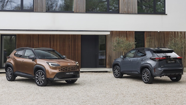 Toyota Yaris Cross cambia look e migliora: riconosci a chi si ispira?