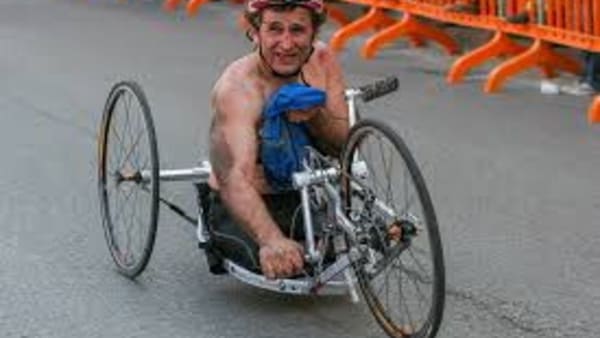 È morto Alex Zanardi, l’uomo che ha cambiato il senso della parola coraggio