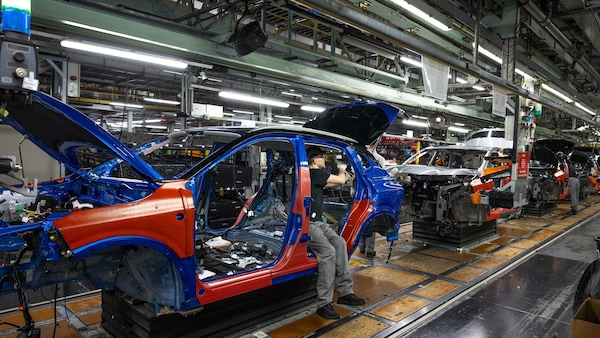 Re:Nissan, dimezzate le linee di produzione a Sunderland in attesa di Chery