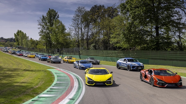 I 63 anni di Lamborghini, un compleanno speciale da festeggiare in pista a Imola