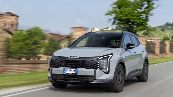 Kia Sportage diventa Tri-Fuel