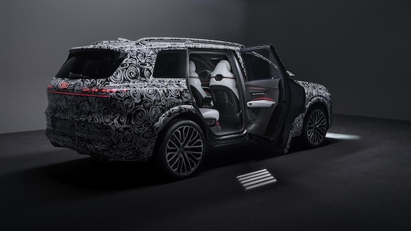 Audi Q9, il lusso diventa imponente sulla nuova SUV ammiraglia