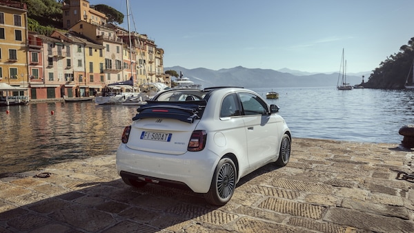 Voglia di cabrio senza compromessi? Tutte le piccole con la capote grande grande
