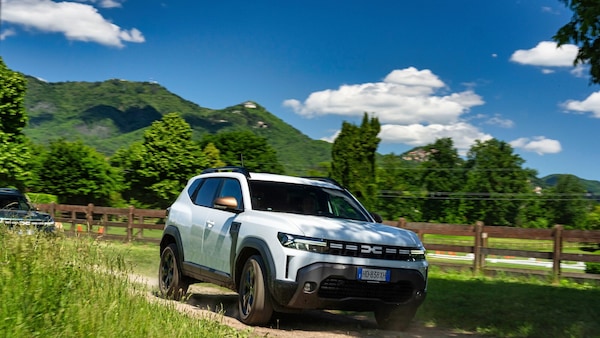 Duster e Bigster ibride, all'avventura con la trazione integrale e il risparmio del GPL