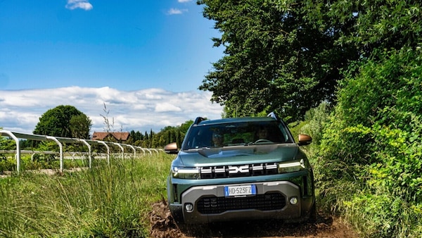 Dacia Hybrid-G 150 4x4, Duster e Bigster all'avventura con consumi ridotti