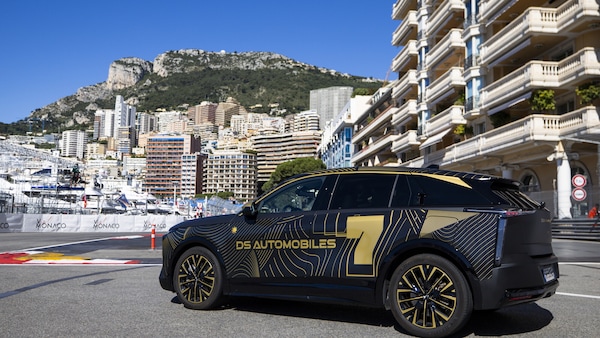 DS N°7, un Suv da Formula E