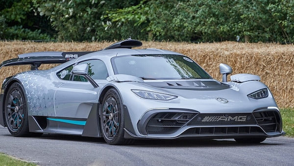 Mercedes-AMG One usata dopo 185 km: il tagliando costa come un’auto nuova