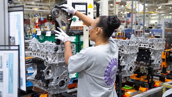 Filosa tesse la tela di Stellantis: intesa con Jaguar Land Rover dopo Dongfeng