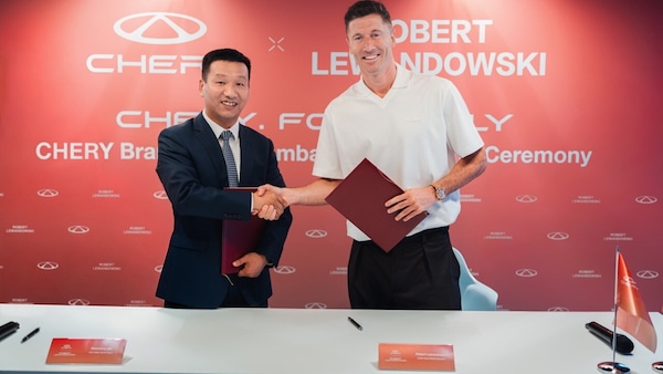 Colpaccio Chery, dal Barcellona arriva... Lewandowski!