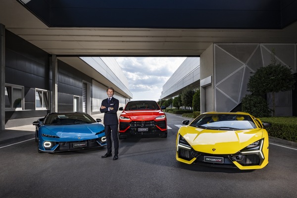 Elettro-shock Ferrari Luce, Winkelmann difende il dietrofront Lamborghini sull'elettrica