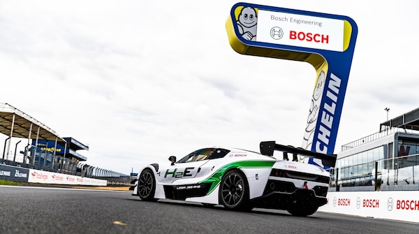 Maserati, il V6 a idrogeno per correre a Le Mans. La pazza idea di Bosch e Ligier