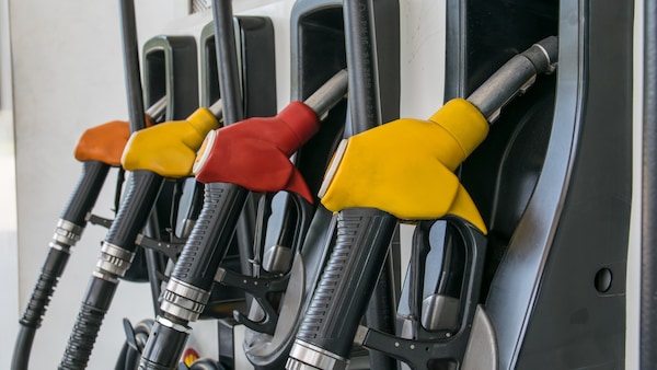 Prezzi carburanti, domenica in dicesa: diesel sotto i 2 euro in quattro Regioni