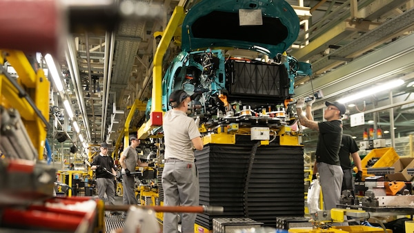 Nissan, accordo con Chery: i cinesi produrranno in Gran Bretagna