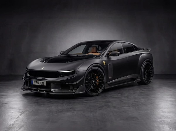 Un'altra Luce, la nuova Ferrari nel vestito più "cattivo" firmato Venuum