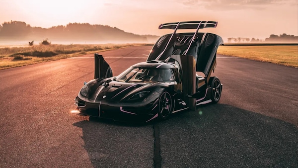 One:1, la Koenigsegg del mistero tra Formula 1, Interpol e Wagner. Ora va all’asta

