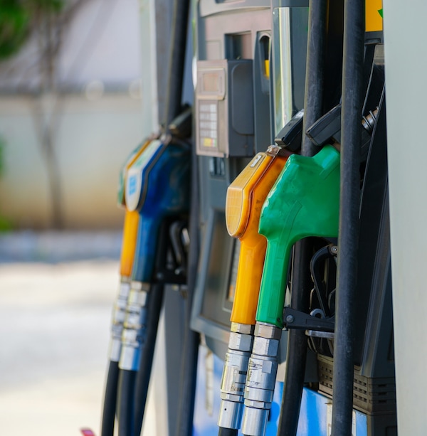 Carburanti: calano i prezzi, ma non tutti. Accise, oggi il prolungamento del taglio