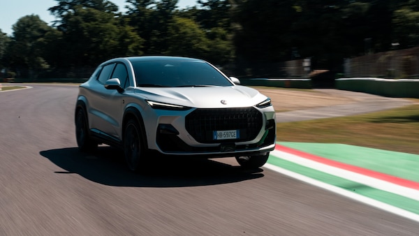 OSCA MT6, la sfida riparte con un crossover sportivo