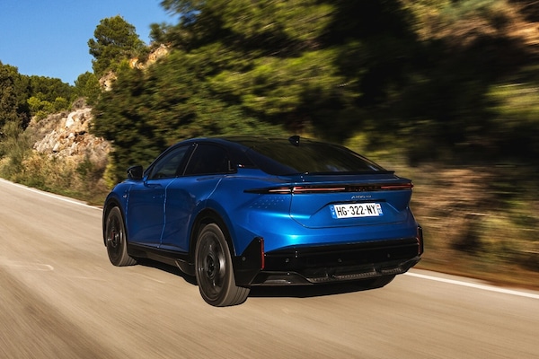 Alpine A390 GT, vestito elegante e anima sportiva
