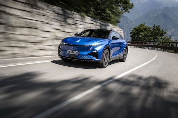 Alpine A390 GTS, divertimento tra le curve