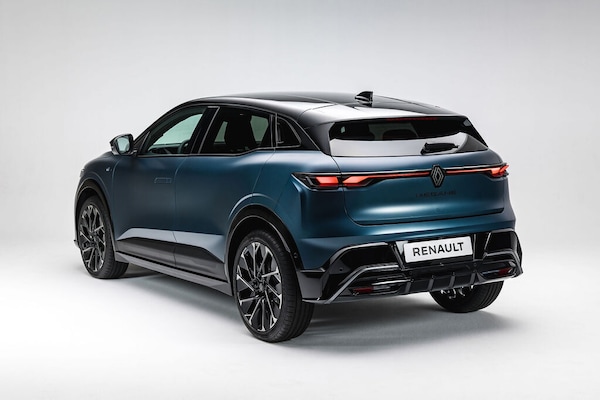 Renault Megane E-Tech Electric alza l'asticella, è ancora più tecnologica