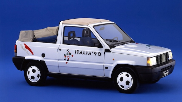 Mondiali: Panda, Polo, Hyundai e... Tutte  le auto dal 1982 (e il cane robot)