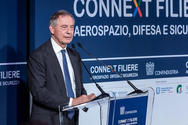 Caro carburanti, Urso convoca le compagnie petrolifere: adeguare in fretta i prezzi