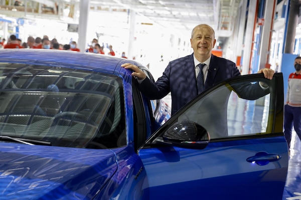 Imparato lascia Stellantis, Ficili nuovo Ceo di Maserati