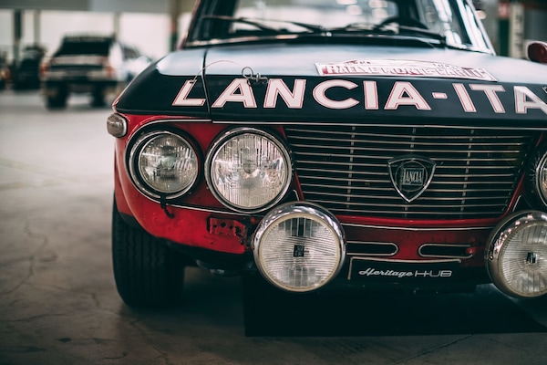 Lancia Fulvia HF "14", a Monaco torna una regina del rally, del design e della tecnica