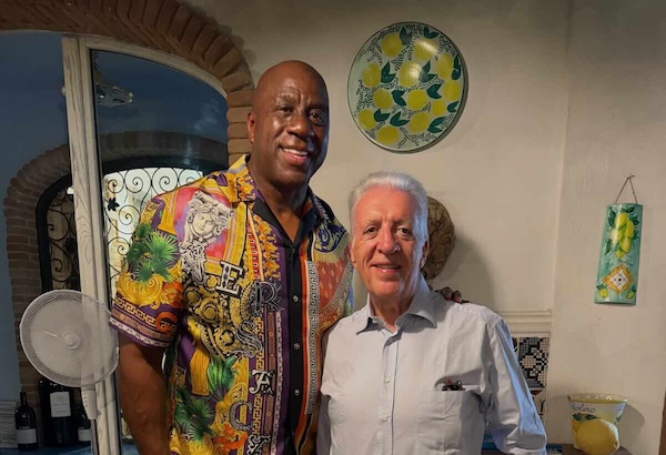 Magic Johnson a Piero Ferrari: "Non posso entrare nelle sue auto"