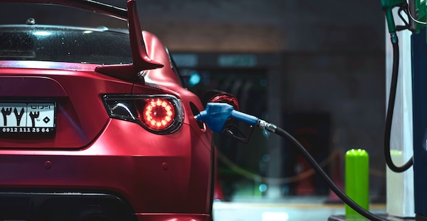 Prezzi carburanti: impennata benzina e diesel, scende il Gpl in mezza Italia