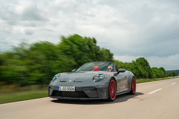 Porsche 911 GT3 S/C, la supersportiva cabrio è super coinvolgente
