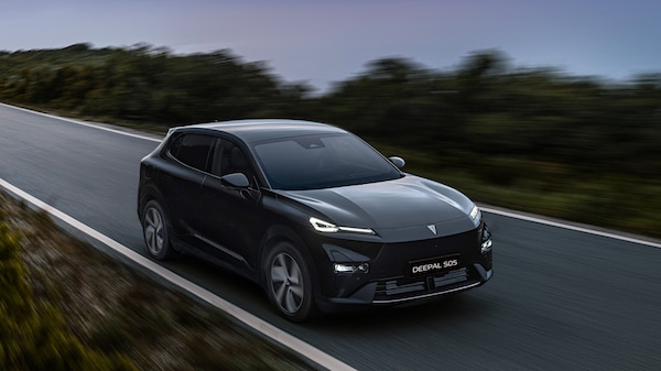 La rivoluzione silenziosa di Changan: Deepal S05 in Italia con la tecnologia Ultra Hybrid