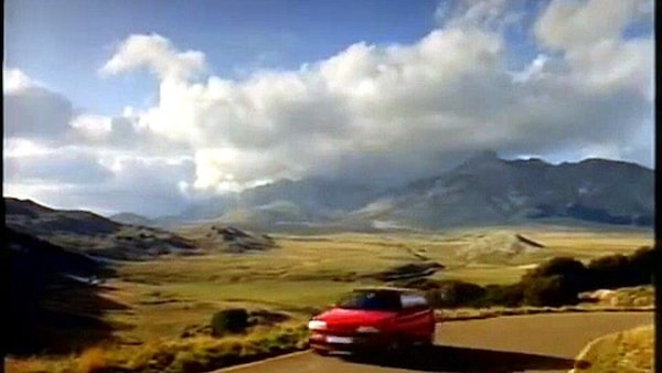 La Golf e la pecora nera, la storica pubblicità degli anni '90
