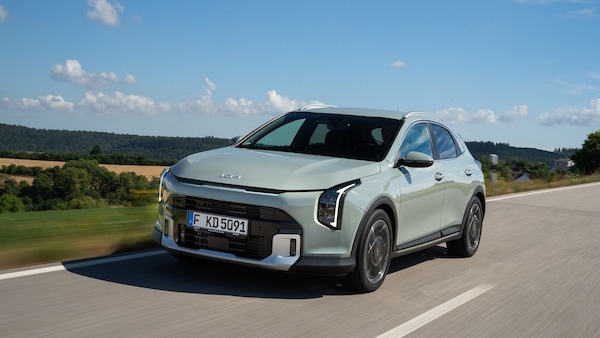 Kia XCeed ha un'altra faccia, il restyling porta maturità e contenuti