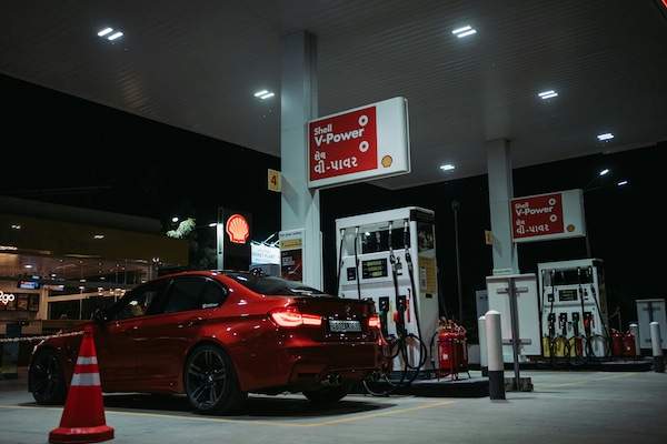 Prezzi carburanti: vola il diesel, la benzina segue a ruota. Scende solo il Gpl