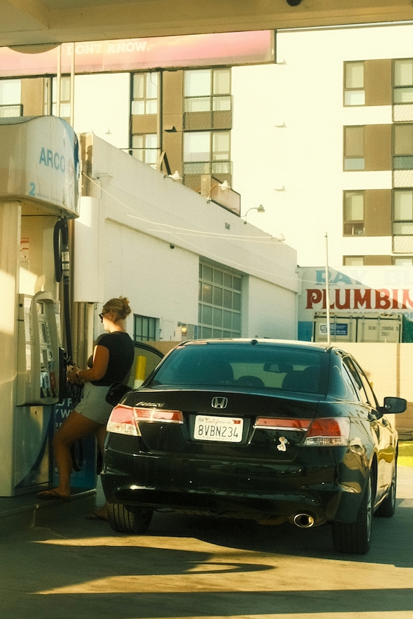 Prezzi carburanti, scoppola diesel e benzina. Aumenta anche il metano