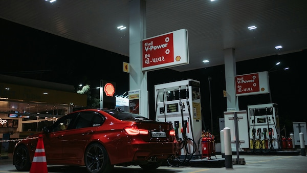 Prezzi carburanti: vola il diesel, la benzina segue a ruota. Scende solo il Gpl