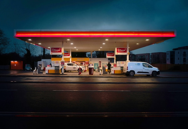 Prezzi carburanti: mazzata diesel e la benzina vola. Scende solo il Gpl