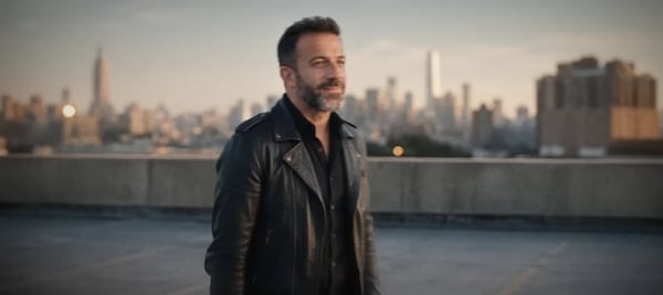 Del Piero viaggia verso il New Jersey: la nuova campagna Maserati con il mito di Juve e Nazionale