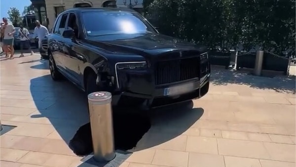 Rolls-Royce, la Cullinan 'sanguina' a Montecarlo: l'incidente è incredibile