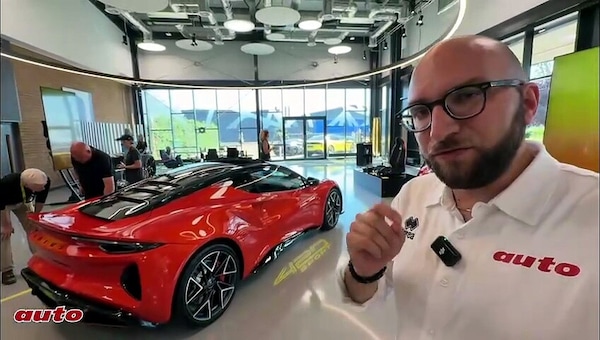 Lotus Emira 420 Sport, ancora più potente e leggera