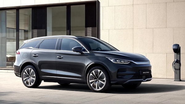 Byd, cade il motore alla Tang ma la colpa è del guidatore